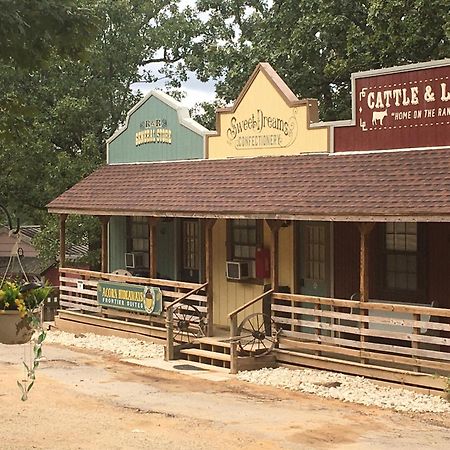 Acorn Hideaways Canton Charming Pioneer Suite 1890'S General Store Exteriér fotografie