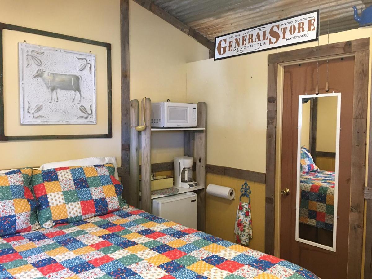 Acorn Hideaways Canton Charming Pioneer Suite 1890'S General Store Exteriér fotografie